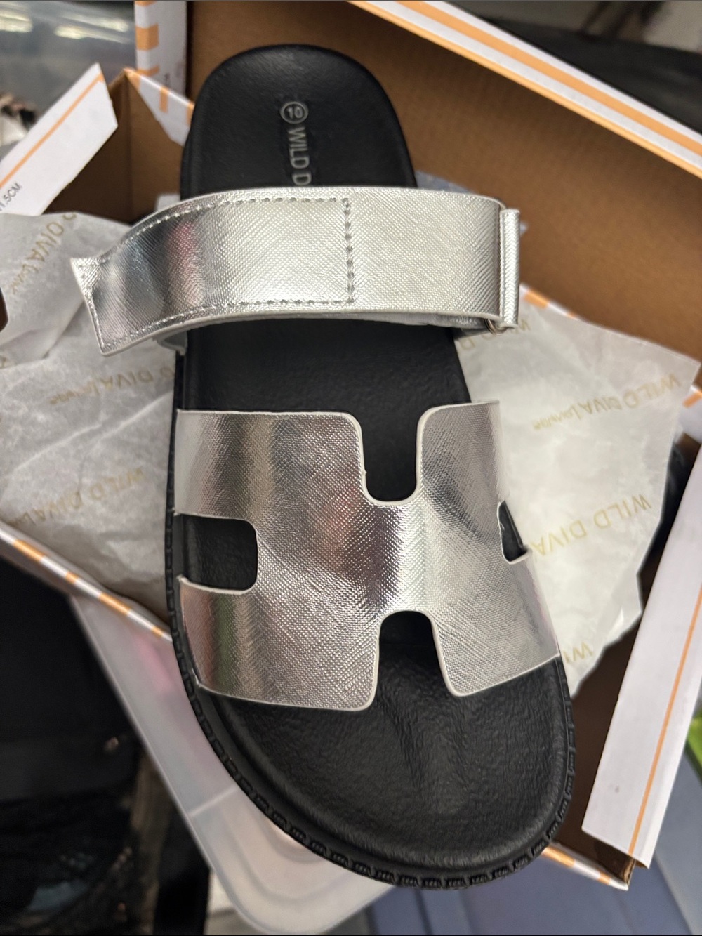 Wild Diva Metallic Silver Men’s Slide with Black Footbed